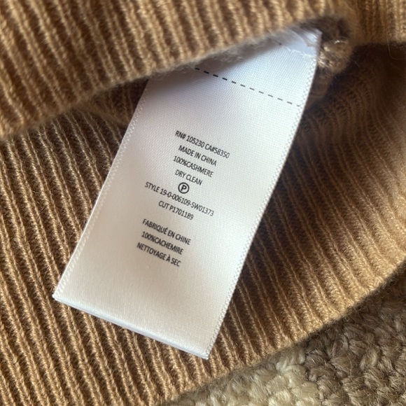 Equipment Femme Cashmere Turtleneck - Picture 3 of 7